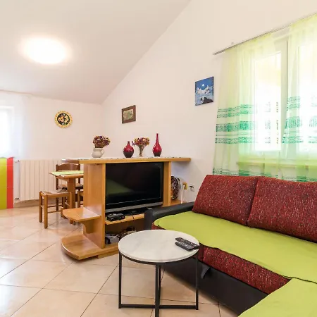 Apartment Villa Sandra-2 By Interhome *