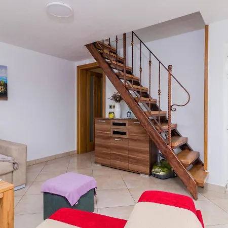 Appartamento Apartment Villa Sandra-2 By Interhome *